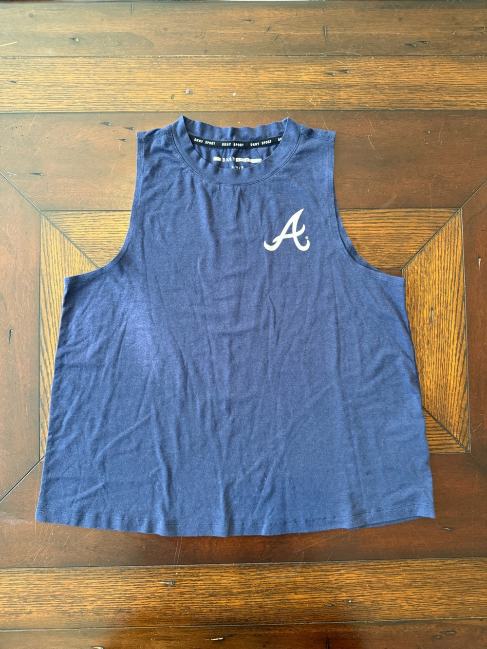 DKNY Sport Navy Crewneck Atlanta Braves Tee with Logo Trim Adult Medium